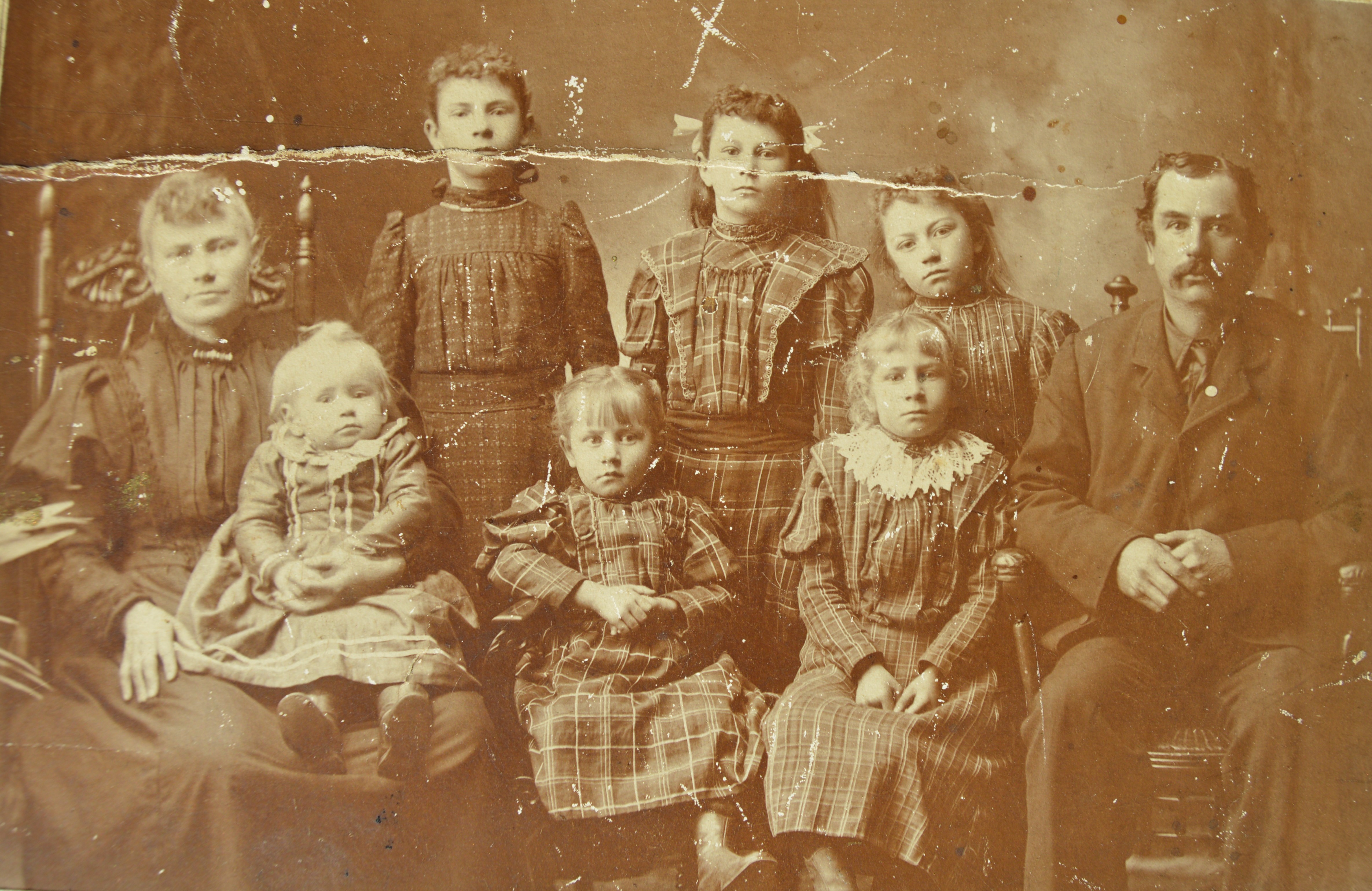 Gustav Starck Family.JPG